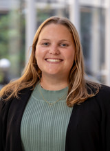 Moront, Claire-headshot